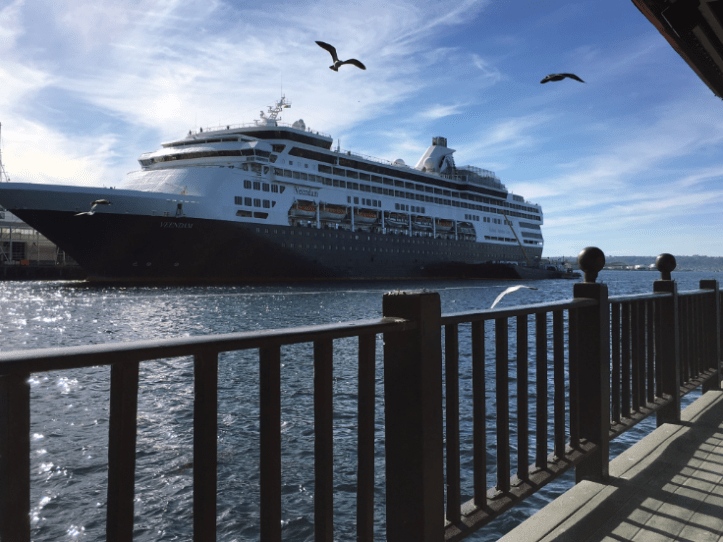 anthonys-fish-grotto-view